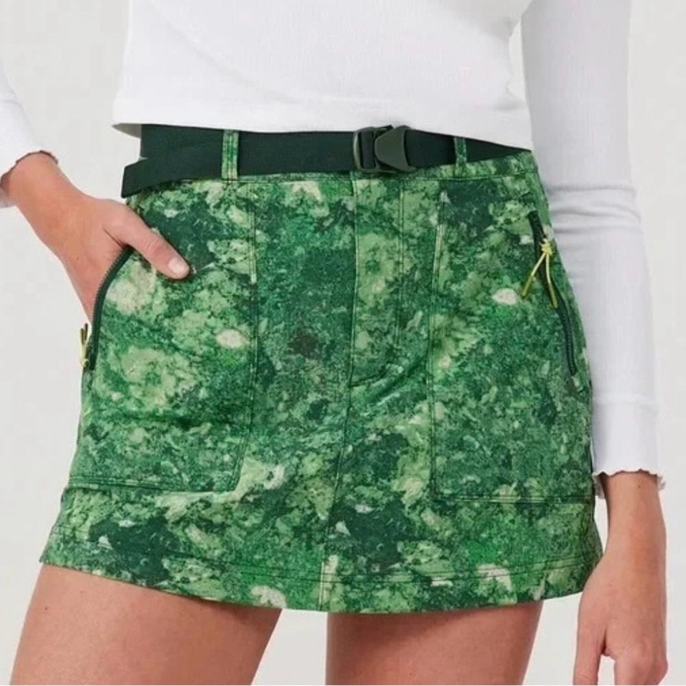 Outdoor Voices Large Green Smoke Marble Skirt ~ Zip Pockets Belt Outdoor Casual